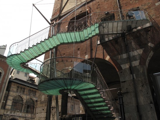 Piazza dei Mercanti Staircase