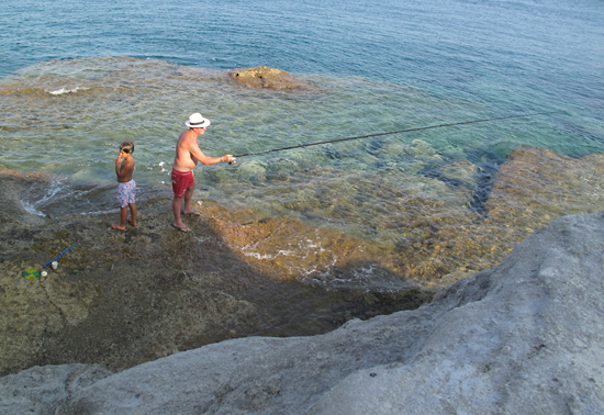 Ischia-ShoreFishing