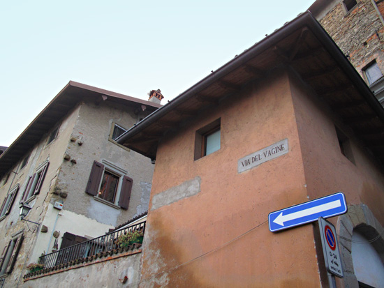 BergamoViaDelVagine Why is the road leading to the convent called the "Way of the Vaginas"? (I'm sorry, but the question just had to be asked.)